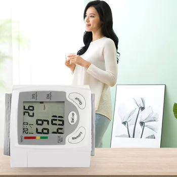 Prenosni Samodejni Digitalni LCD Zaslon Zapestje Krvni Tlak Zaslon Naprave Srčni Utrip Stopnja Pulz Meter Ukrep Tonometer Bela